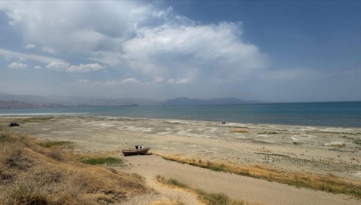 Yetersiz yağışlar ve aşırı buharlaşma Van Gölü Havzası’nı olumsuz etkiledi