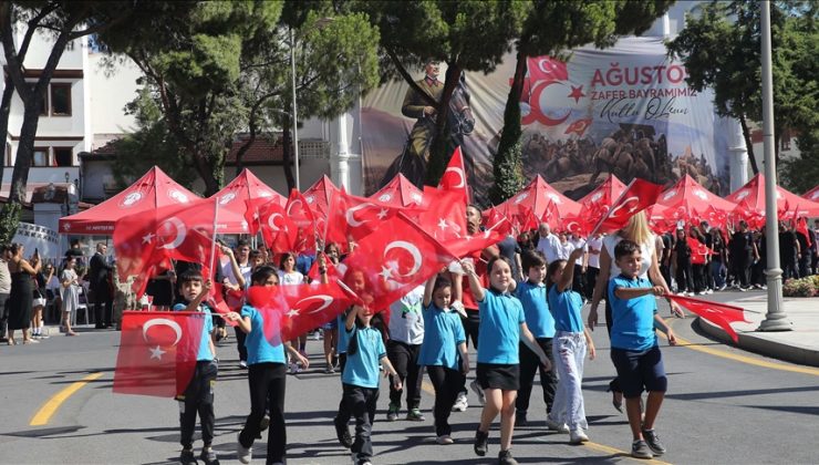 30 Ağustos Zafer Bayramı kutlanıyor