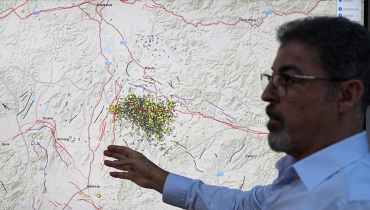 Sındırgı’daki depremin ardından 4 bine yakın artçı sarsıntı gerçekleşti