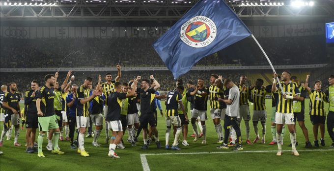 Fenerbahçe’nin Feyenoord galibiyeti Hollanda basınında