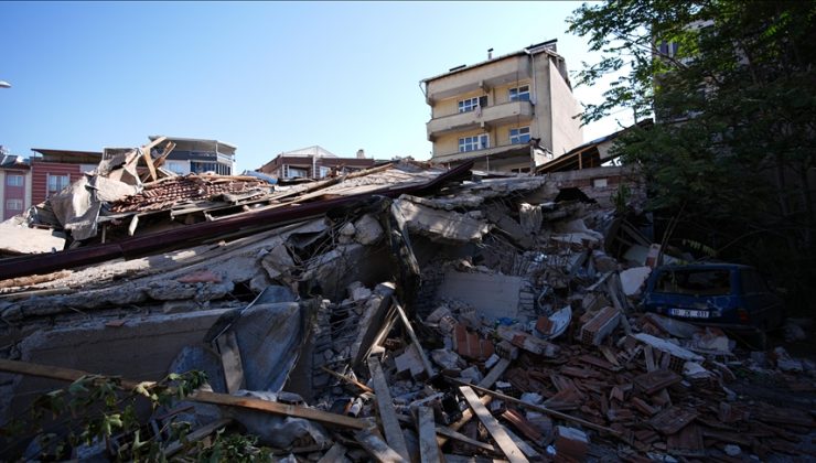 AFAD’dan Balıkesir’deki deprem sonrası çalışmalara ilişkin açıklama