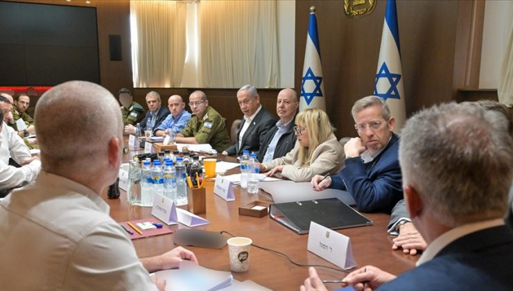 Netanyahu, Gazze’deki “savaş hedefleri” için yeni adımlar atmak üzere kabineyi topluyor
