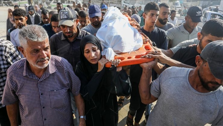 İsrail’in kıtlığı dayattığı Gazze’de son 24 saatte 10 kişi daha açlıktan hayatını kaybetti