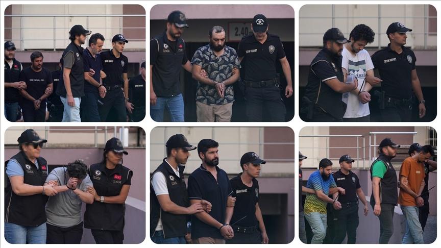 İzmir’de polis merkezine silahlı saldırı düzenleyen saldırgan ve 6 şüpheli tutuklandı
