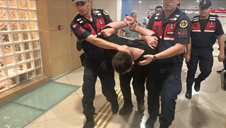 İstanbul’da Cumhuriyet Savcısı Ercan Kayhan’ı bıçaklayarak öldüren şüpheli adliyede