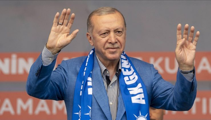 Cumhurbaşkanı Erdoğan: Deprem bölgesindeki her 3 hak sahibi vatandaşımızdan 2’sini yeni yuvasına kavuşturmuş oluyoruz