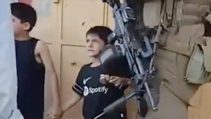 İsrail askerleri Batı Şeria’da 2 küçük çocuğu “casusluk” iddiasıyla gözaltına aldı