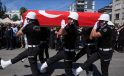 İzmir’de polis merkezine silahlı saldırıda şehit olan polisler son yolculuğuna uğurlandı