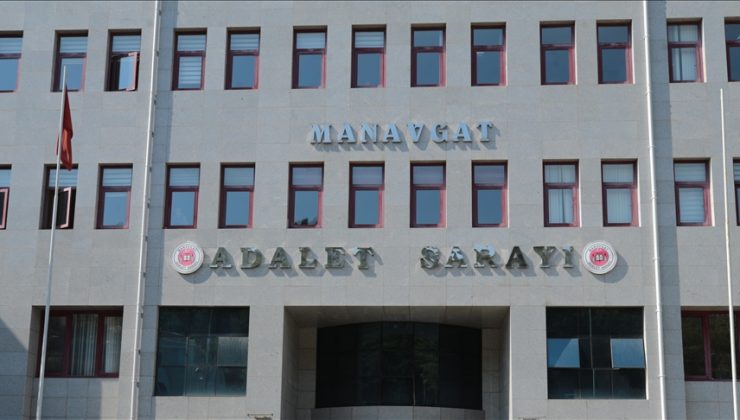 Manavgat Belediyesine yönelik soruşturmada 24 şüpheli gözaltına alındı