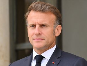 Fransa Cumhurbaşkanı Macron: Avrupa hava sahasını ihlal eden herkes misilleme riskiyle karşı karşıyadır