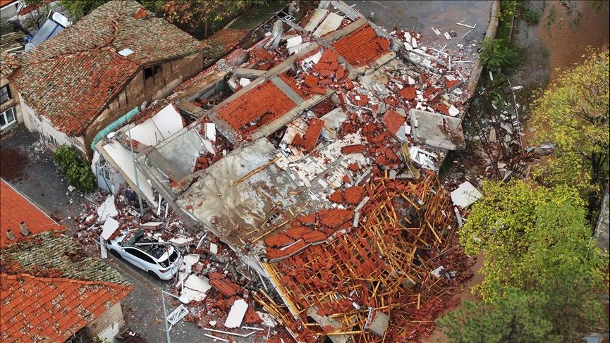 Sındırgı üç ayda Türkiye’nin yıllık deprem ortalamasının yüzde 60’ını yaşadı