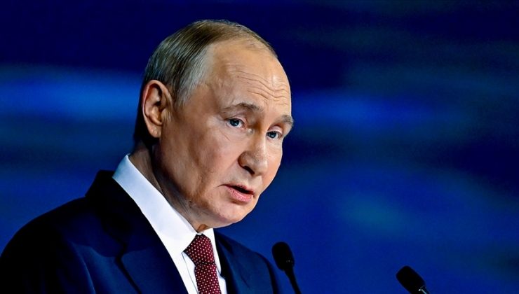 Putin: Ukrayna yönetimiyle anlaşmalara imza atmanın anlamı yok