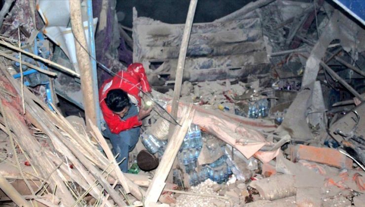 Afganistan’da meydana gelen 6,3 büyüklüğündeki depremde hayatını kaybedenlerin sayısı 27’ye çıktı