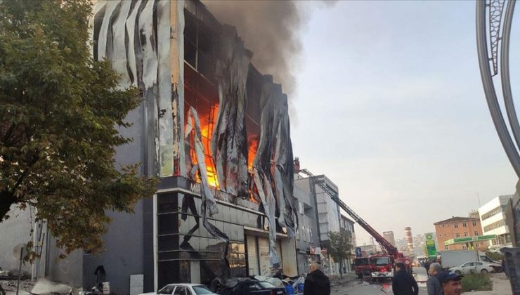 Kocaeli’de parfüm deposunda çıkan yangında 6 kişi hayatını kaybetti