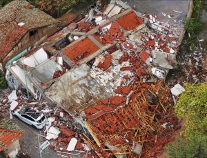 Sındırgı üç ayda Türkiye’nin yıllık deprem ortalamasının yüzde 60’ını yaşadı