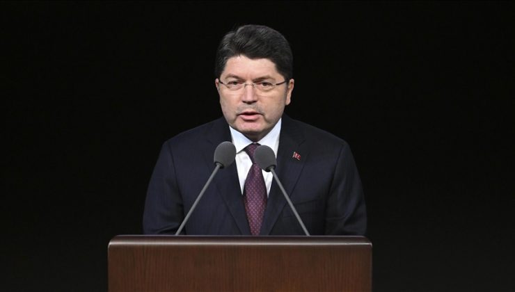 Bakan Tunç: Hakim ve savcılarımızı hedef gösteren hiçbir girişim ‘ifade özgürlüğü’ perdesiyle haklı gösterilemez