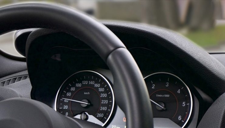 İkinci el araç satışlarında “kilometre dolandırıcılığının” önüne PTT hizmetiyle geçiliyor