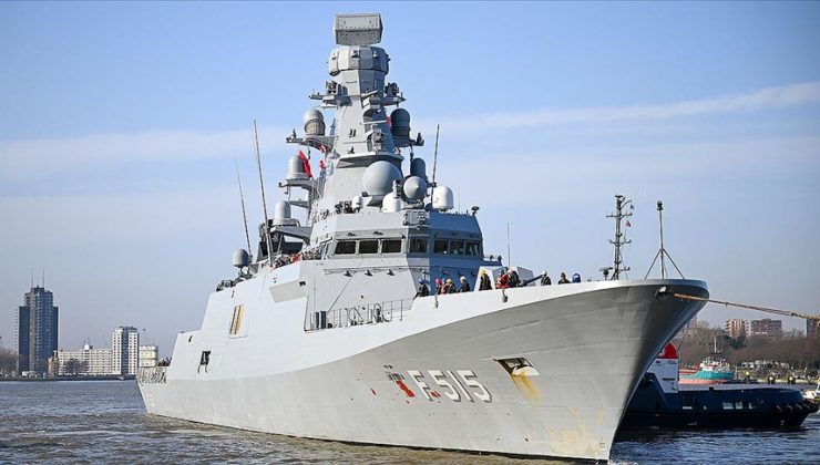 TCG Anadolu’nun Rotterdam Limanı’nda gördüğü ilgi Hollanda basınına yansıdı