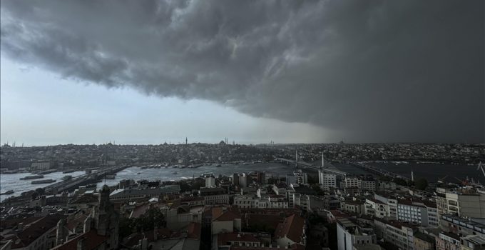 İstanbul’da betonlaşmanın yarattığı “ısı adası” etkisi ani ve şiddetli yağışları artırıyor