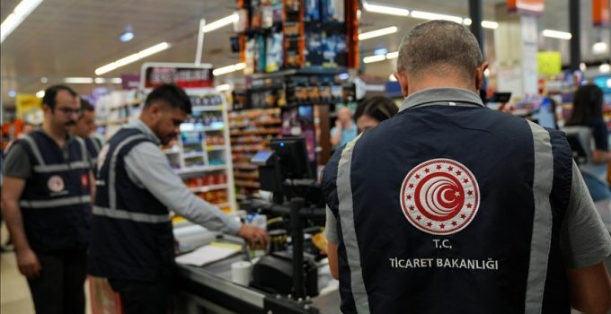 Ticaret Bakanlığından tüketicilere “alışverişte raf ile kasa fiyatını karşılaştırın” uyarısı