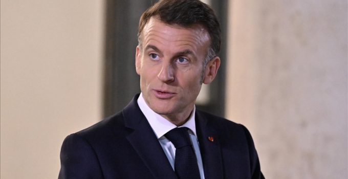 Fransa Cumhurbaşkanı Macron, iki büyük gücün uydu devleti olmak istemediklerini belirtti