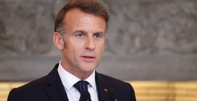 Macron, Kral Charles’ın “İngiltere olmasaydı ABD’nin Fransızca konuşuyor olacağı” sözlerine yorum yaptı