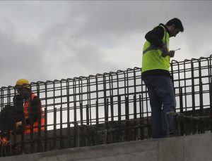 Deprem ve yangında yıkılan binaların beton atıkları afete dayanıklı yapılarda kullanılacak