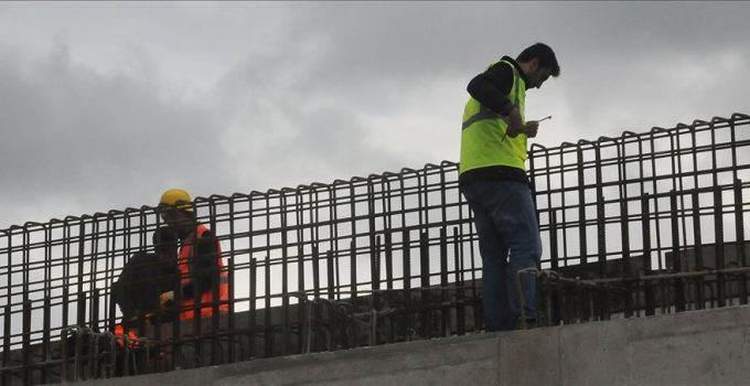 Deprem ve yangında yıkılan binaların beton atıkları afete dayanıklı yapılarda kullanılacak