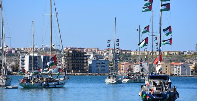 Küresel Sumud Filosu İtalya delegasyonu, İsrail’in alıkoyduğu 2 aktivistin serbest bırakılmasını istedi